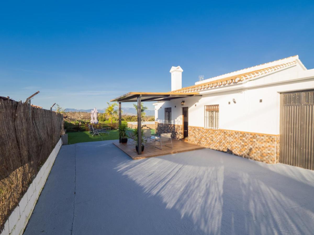 Cubo'S Finca La Higuera 阿尔豪林德拉托里 外观 照片
